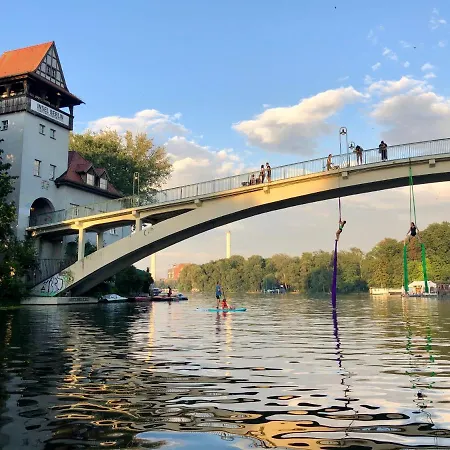 Tiny House In Rummelsburg * 베를린